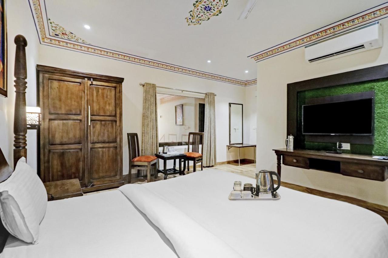 The Royal Ville Agra - Family & Corporate Hotel Exterior foto