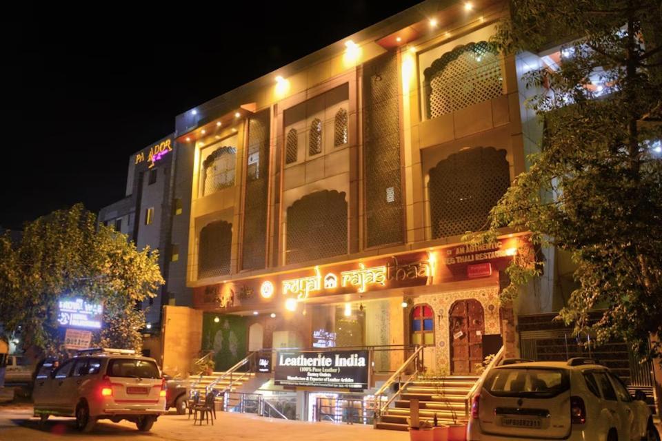 The Royal Ville Agra - Family & Corporate Hotel Exterior foto