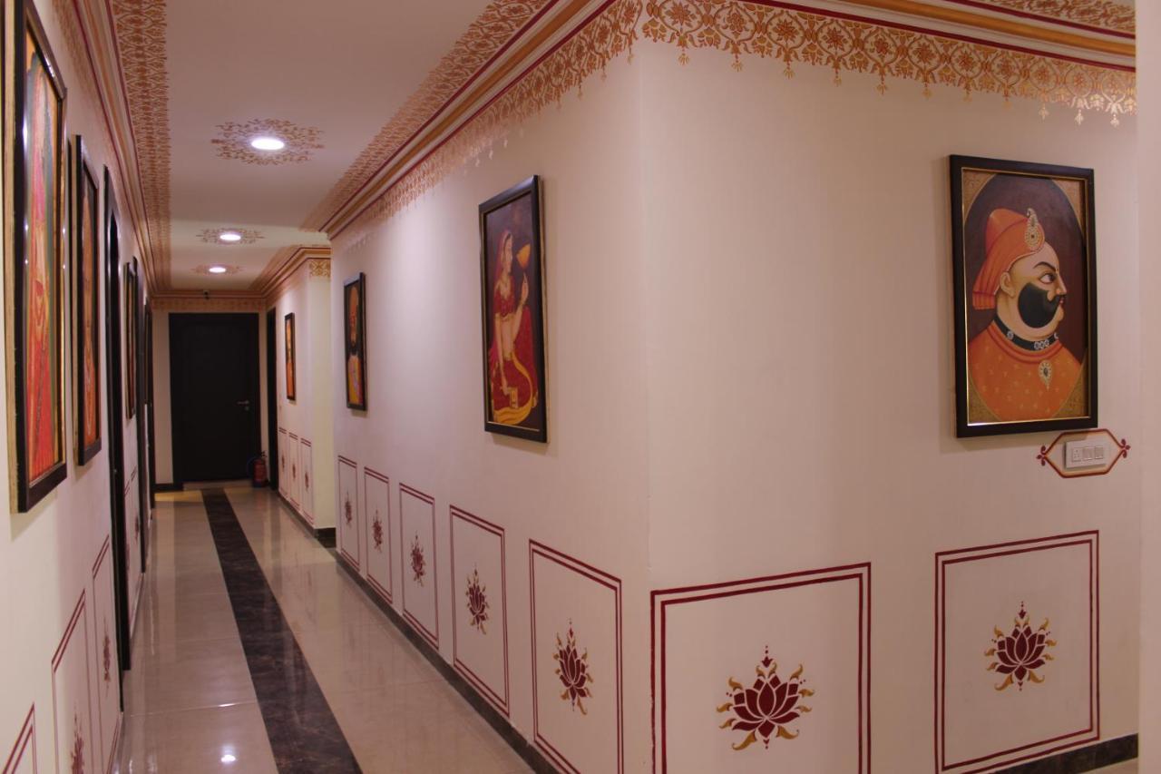The Royal Ville Agra - Family & Corporate Hotel Exterior foto