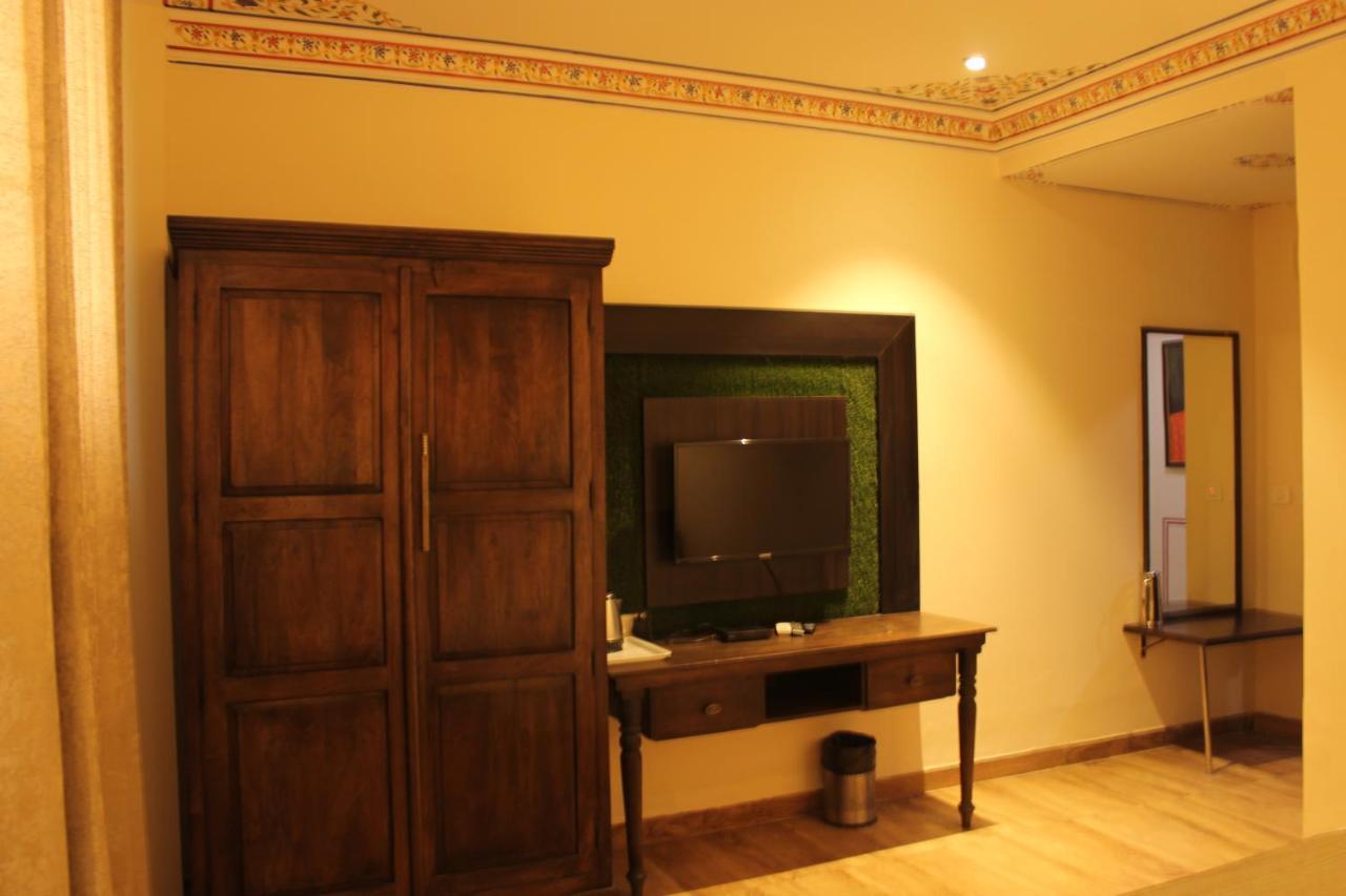 The Royal Ville Agra - Family & Corporate Hotel Exterior foto
