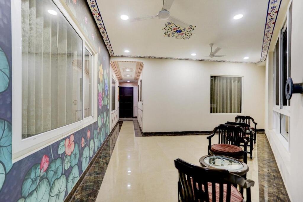 The Royal Ville Agra - Family & Corporate Hotel Exterior foto